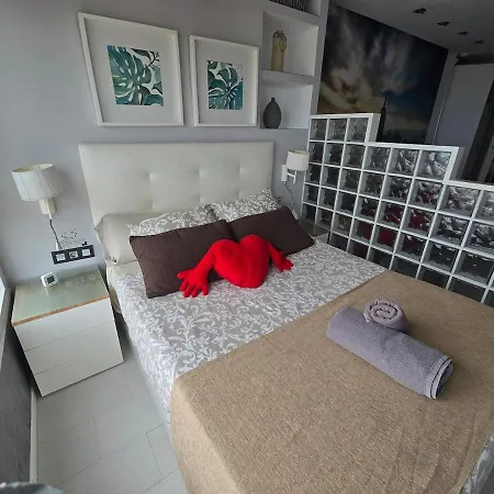Апартаменты Estudio Ii Vistas Mar Nearby Train, Airport Malaga