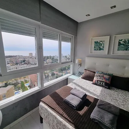 Estudio Ii Vistas Mar Nearby Train, Airport Malaga Torremolinos