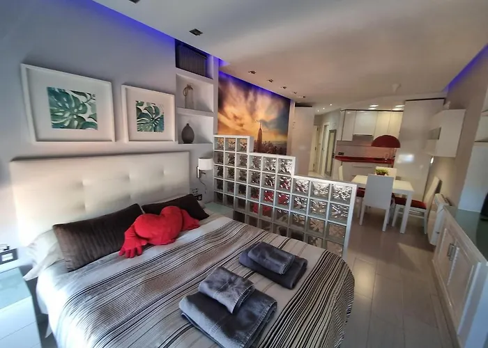 Apartamento Estudio Ii Vistas Mar Nearby Train, Airport Málaga